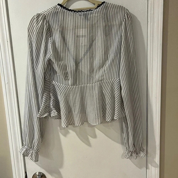Forever 21‎ Metallic Sheer White Black Striped Long Sleeve Blouse NWT - Picture 6 of 7